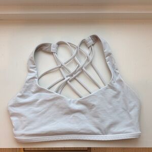 Women's Lululemon white dare to be free bra size 8